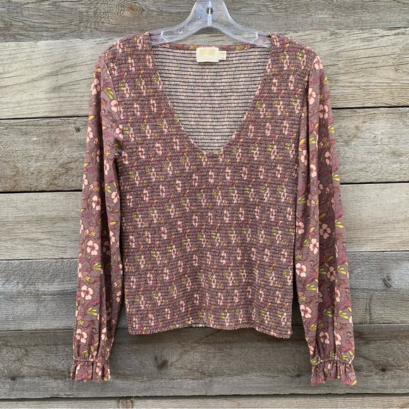 Nation LTD Tee Womens M Bunny Smocked Floral Love Story - Picture 3 of 16